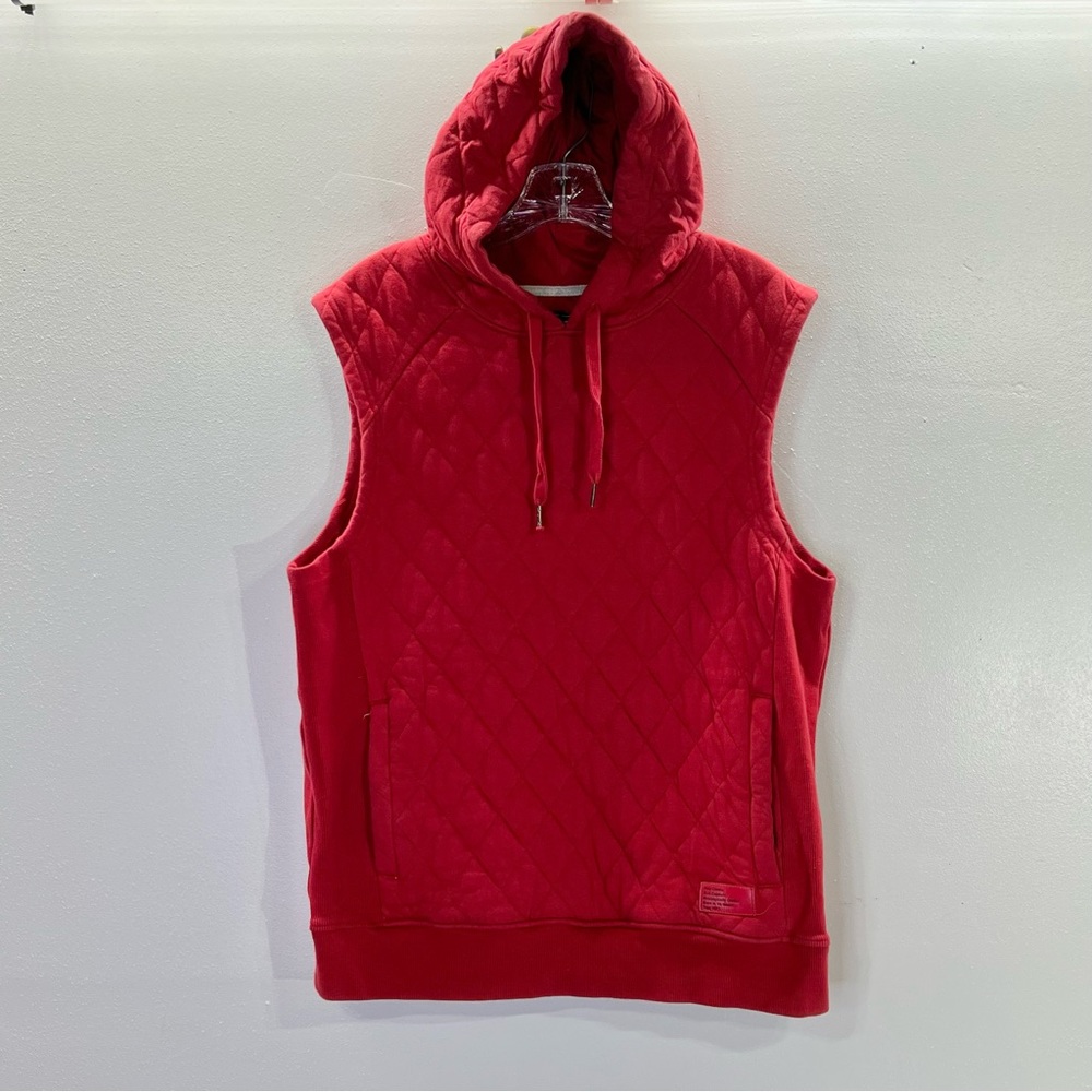 Play Cloths Men’s Wild Child Red Hooded Quilted Sleeveless Hoodie - Size M